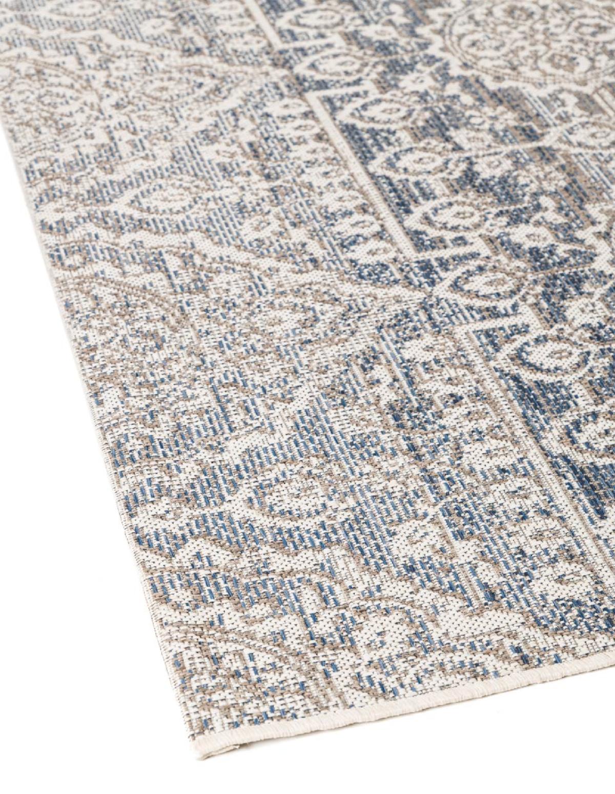 Dies ist der Trivoli Teppich von Brom-Living in Blau