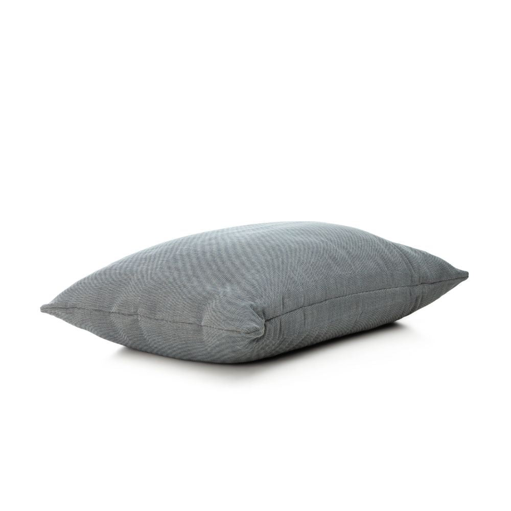 Dies ist das Kissen XL in Navyblau von Brom-Living.