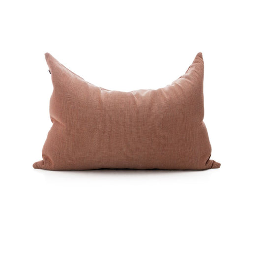 Dies ist das Kissen XL in Terrakotta von Brom-Living.