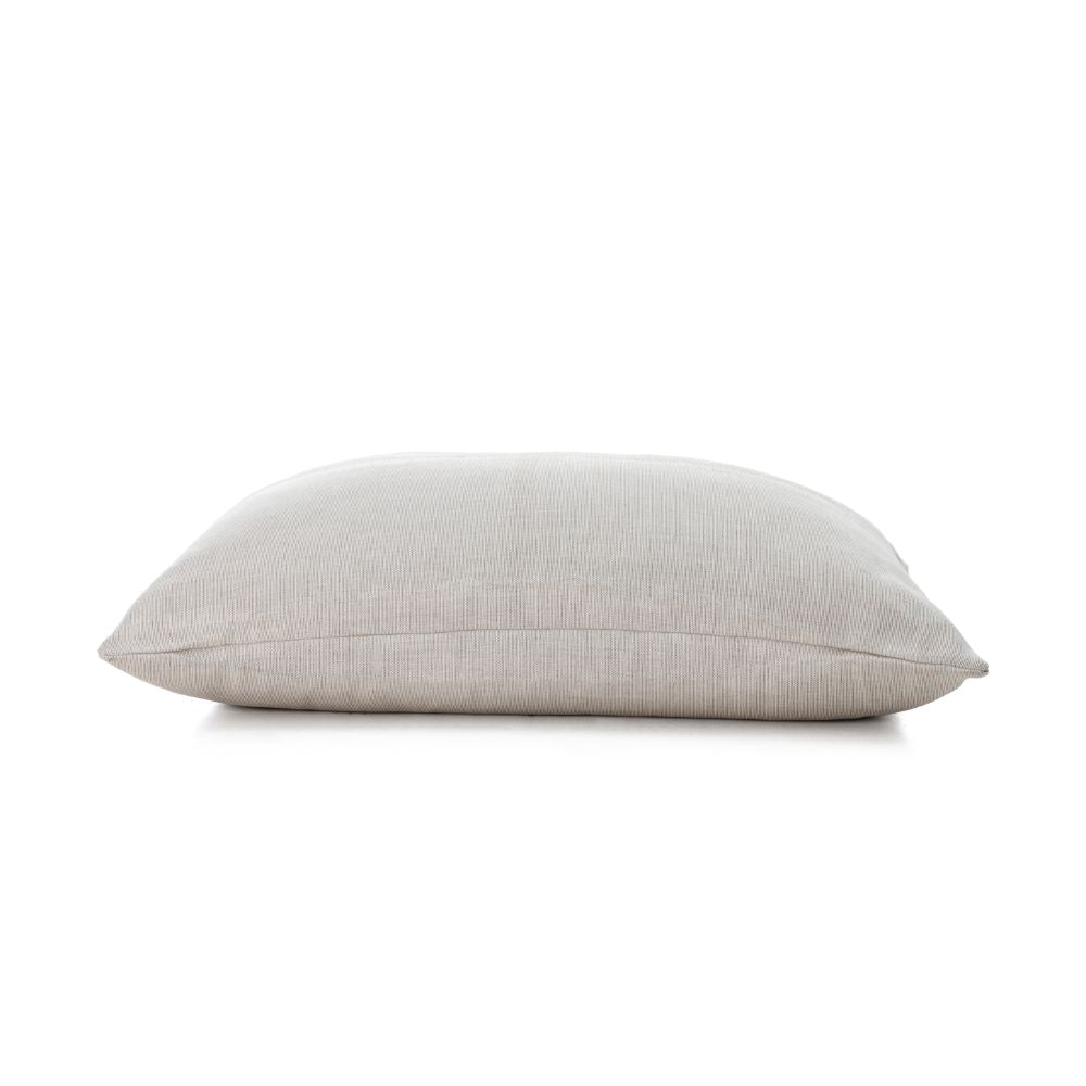 Dies ist das Kissen XL in Weiss von Brom-Living.