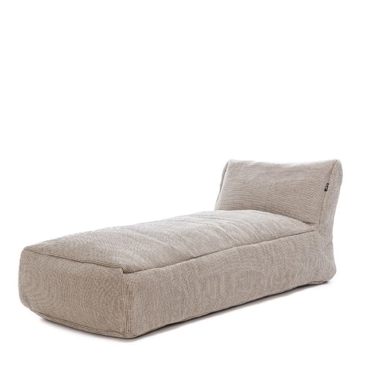 Dies ist der Long Chair Sessel in Beige von Brom-Living.