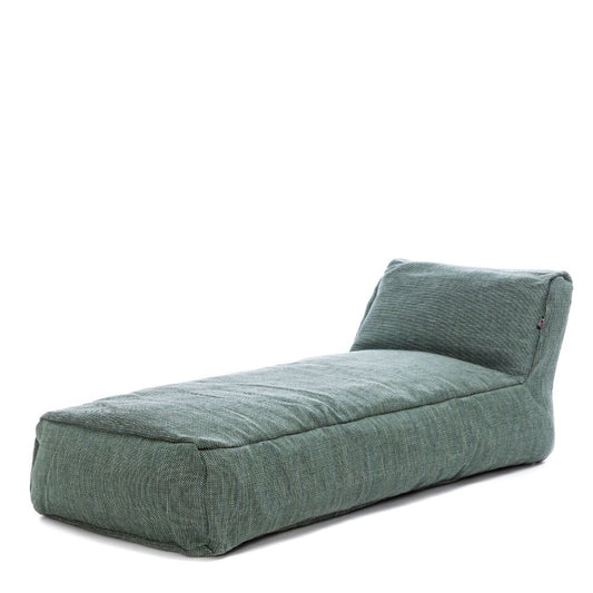 Dies ist der Long Chair Sessel in Türkis von Brom-Living.