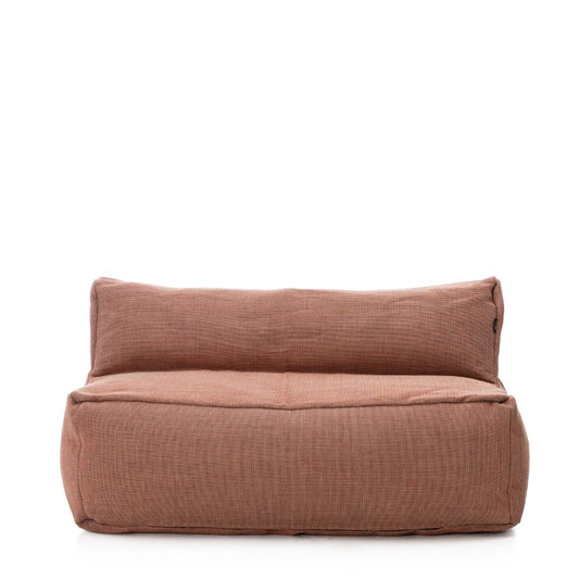 Dies ist der Love Seat in Terrakotta von Brom-Living.