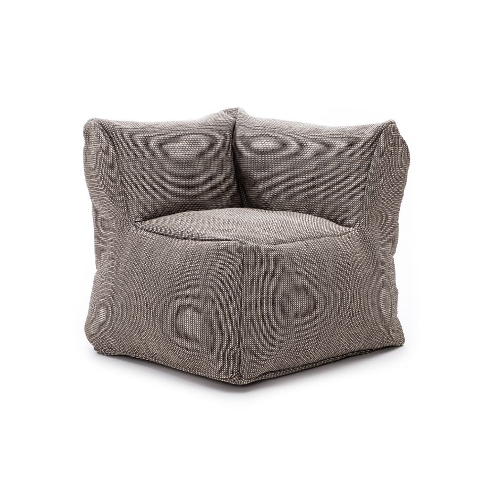 Dies ist der Medium Club Corner Sessel von Brom-Living in der Farbe Grau