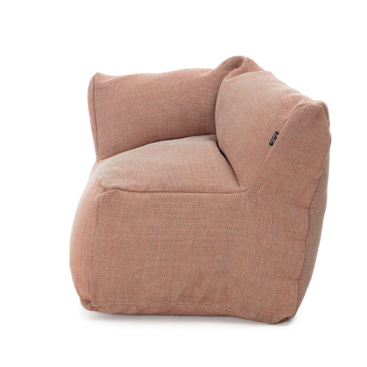 Dies ist der Medium Club Corner Sessel von Brom-Living in der Farbe Terrakotta
