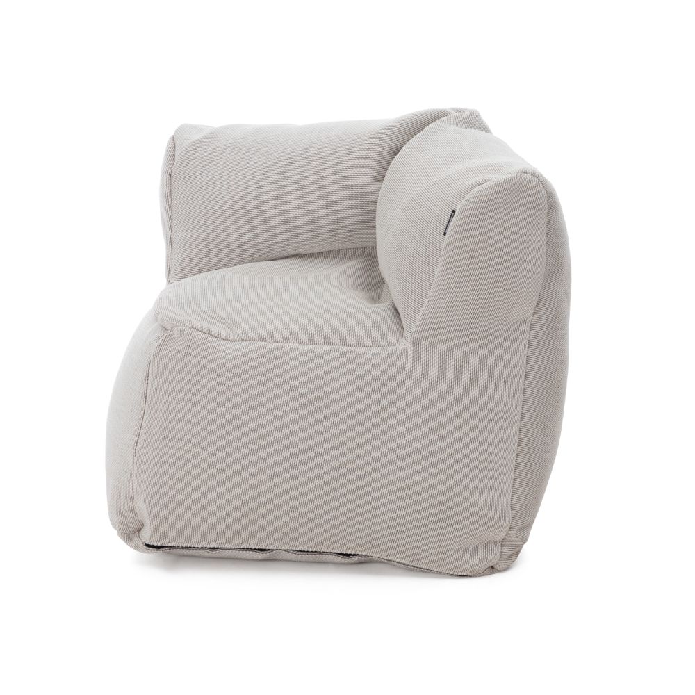 Dies ist der Medium Club Corner Sessel von Brom-Living in der Farbe Weiss