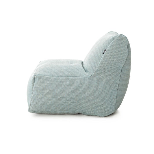 Dies ist der Medium Sessel von Brom-Living in der Farbe Pastellblau