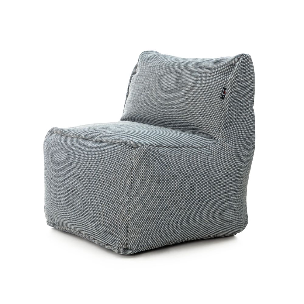 Dies ist der XL Sessel von Brom-Living in der Farbe Navyblau