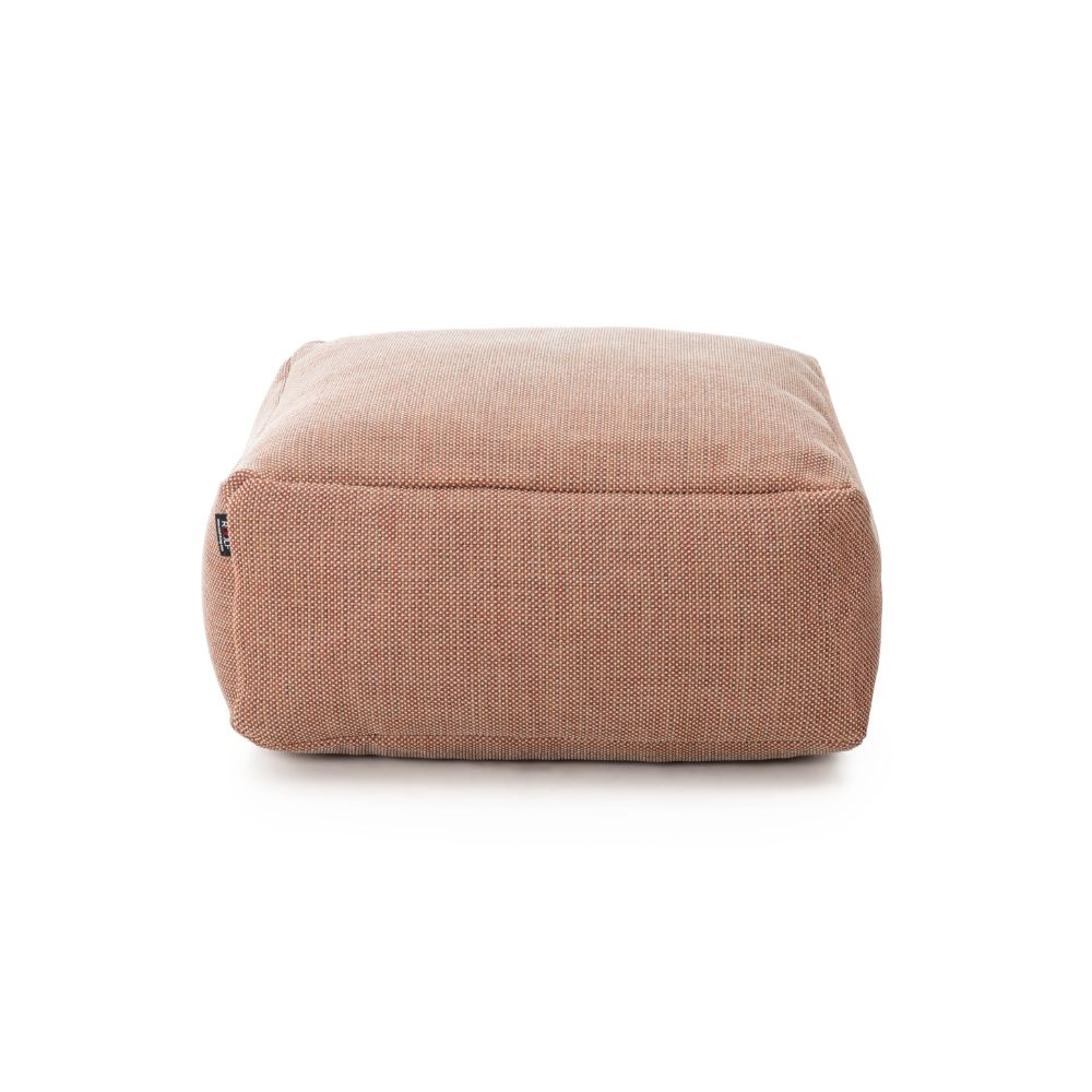 Dies ist der Small Sessel in der Farbe Terrakotta von Brom-Living.