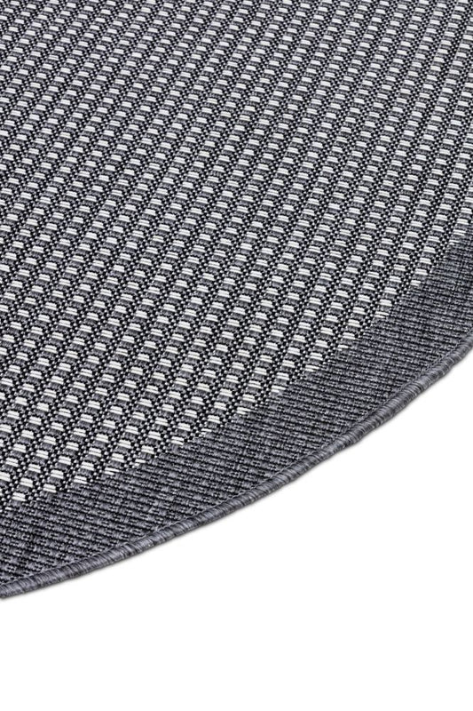 Dies ist der Hudson Rund Teppich in der Farbe Grau von Brom-Living