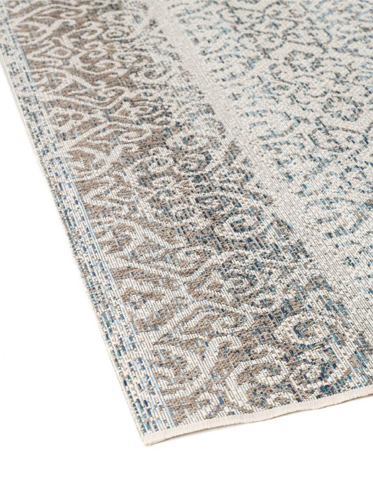 Dies ist der Versaille Teppich von Brom-Living in blau